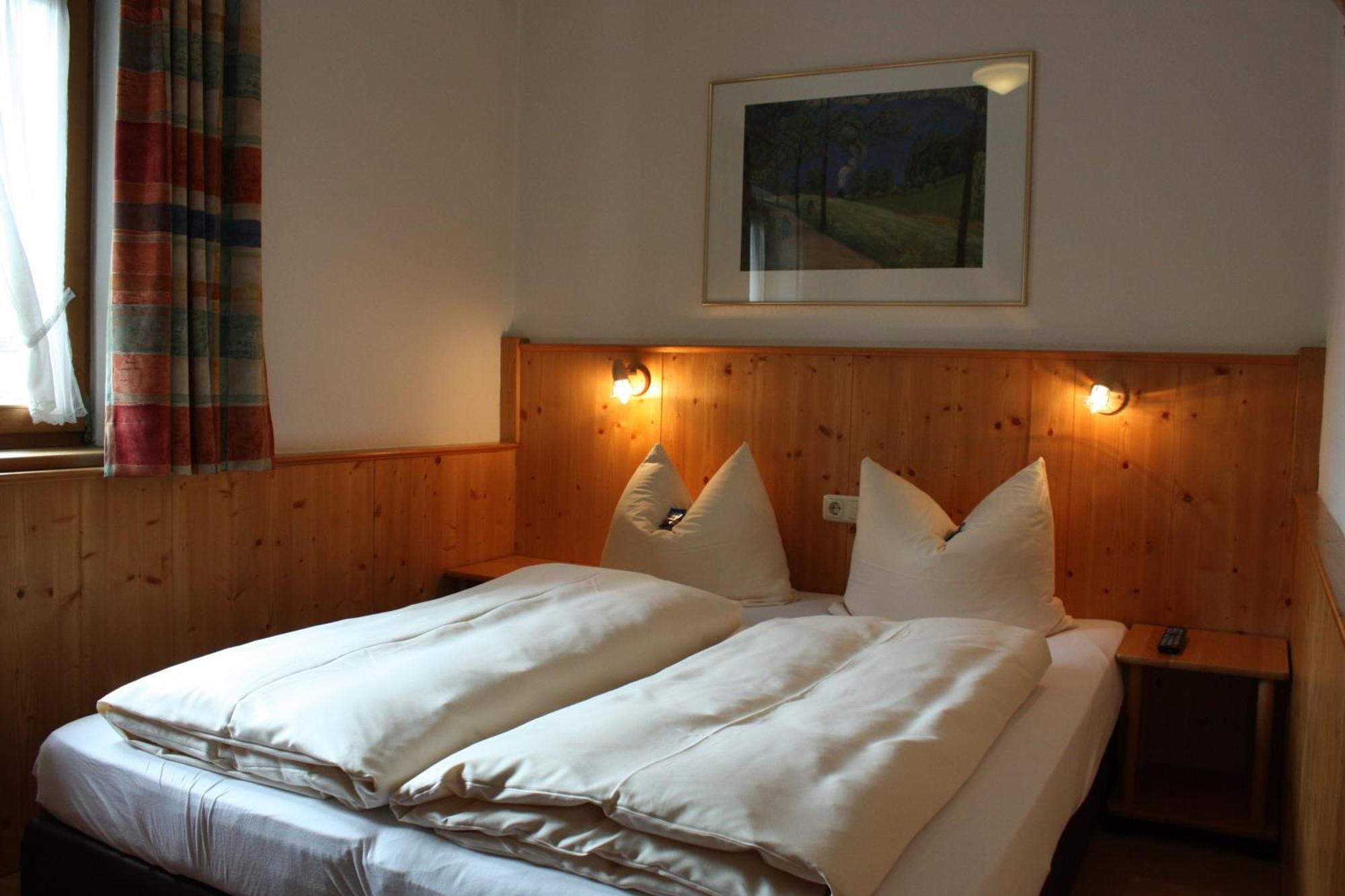 Hotel Garni Otto Huber 오버아머가우 외부 사진