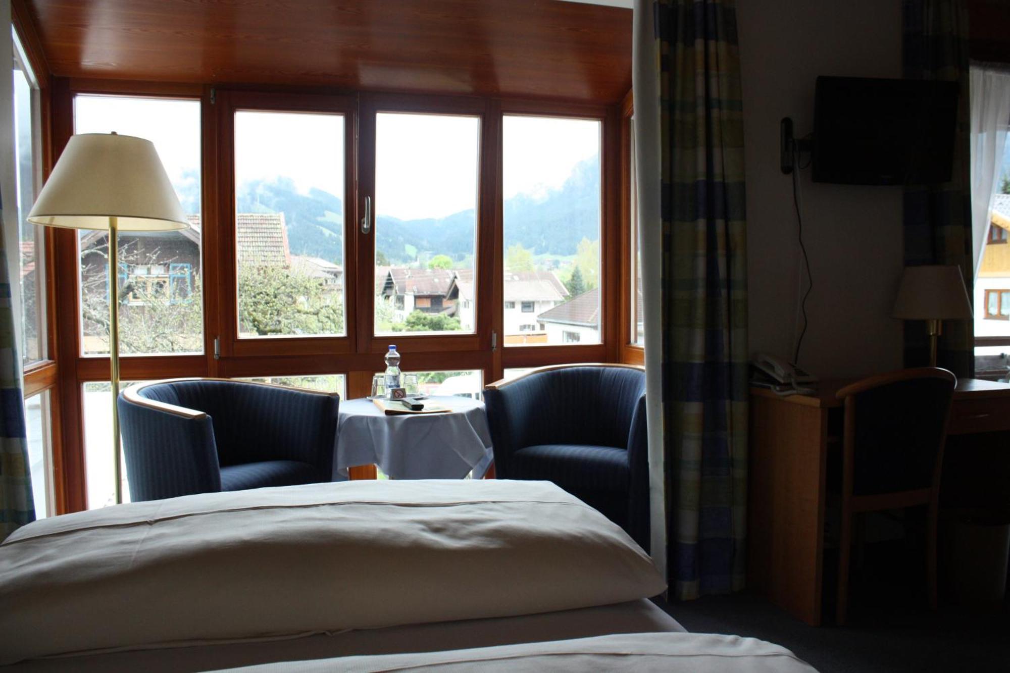 Hotel Garni Otto Huber 오버아머가우 외부 사진